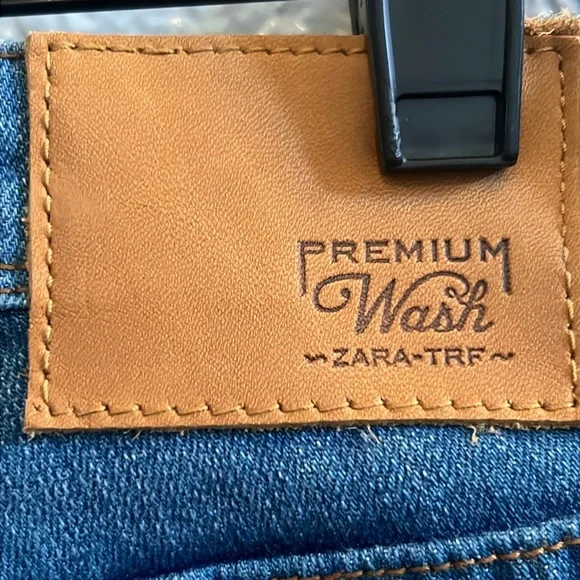Zara TRF Boot Cut Flare Jeans Premium Wash Size 6 - Picture 5 of 7